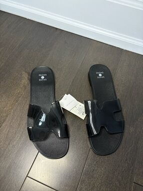 BNWT Shade & Shore Black Slide Sandals Size 7 Summer Flat Minimalist Versatile
